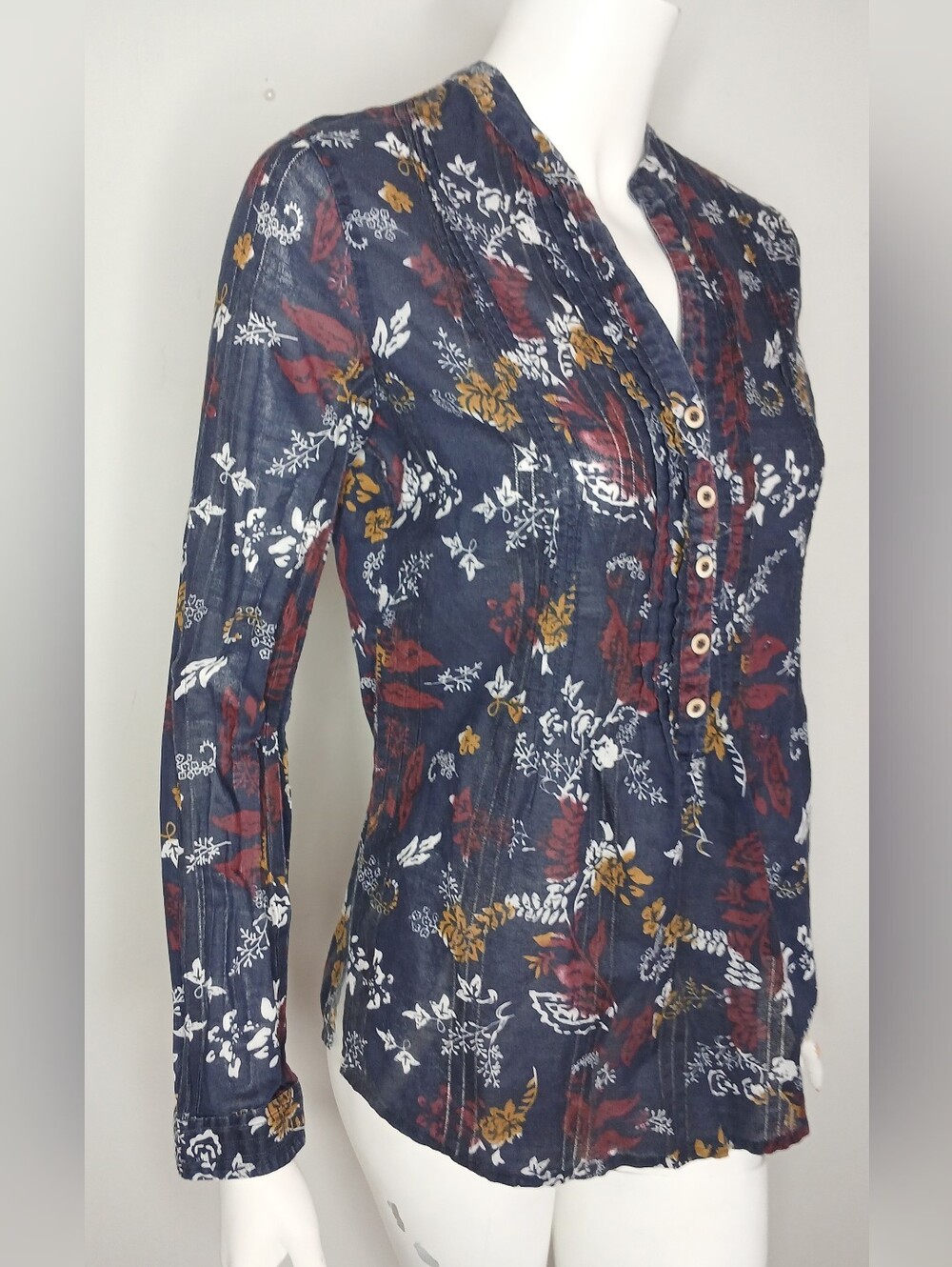 Natural Reflections Navy Floral Button-Front Shirt with Red & Mustard Accents